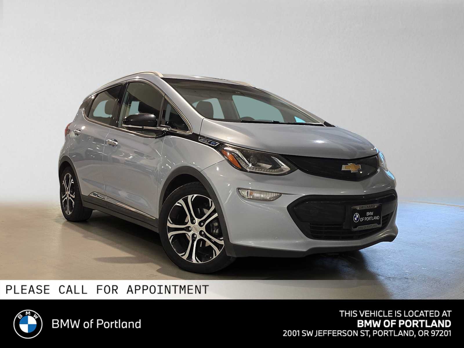 Used 2017 Chevrolet Bolt Premier w/ Driver Confidence II Package FWD image 1