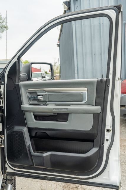 Used 2018 RAM 2500 SLT image 38