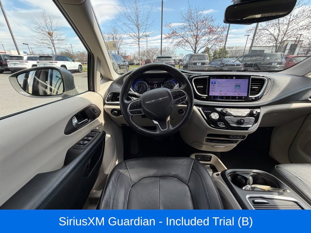 Used 2021 Chrysler Pacifica Touring-L w/ Uconnect Theater Family Group image 20