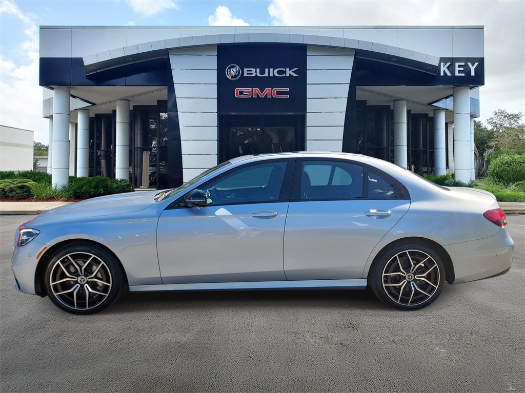 Used 2022 Mercedes-Benz E 350 Sedan image 4