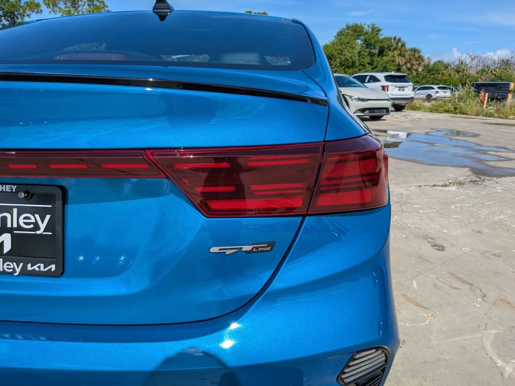 Certified 2024 Kia Forte GT-Line FWD image 11