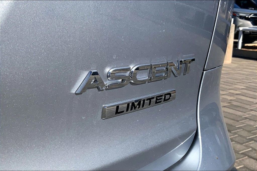 New 2026 Subaru Ascent Limited image 9