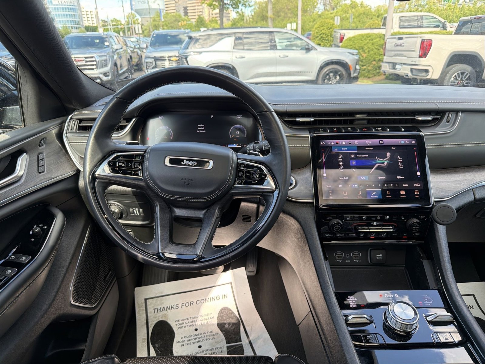 Used 2023 Jeep Grand Cherokee L Overland w/ Advanced Protech Group III image 16