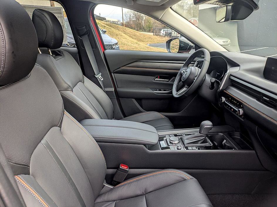 New 2026 MAZDA CX-50 AWD 2.5 Hybrid w/ Weather Package image 32