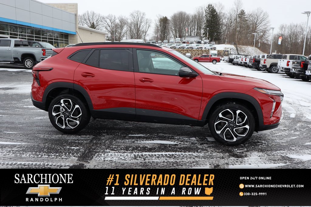 New 2026 Chevrolet Trax RS w/ Sunroof Package image 1