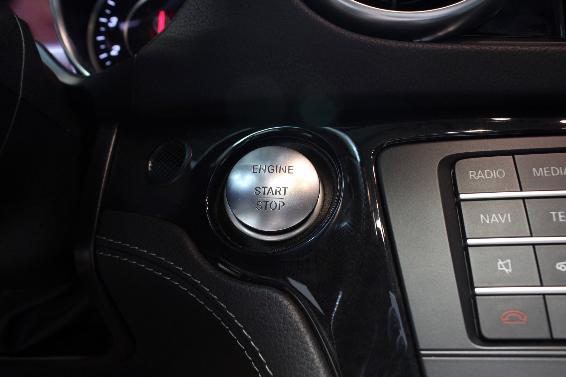 Used 2020 Mercedes-Benz SL 450 image 66