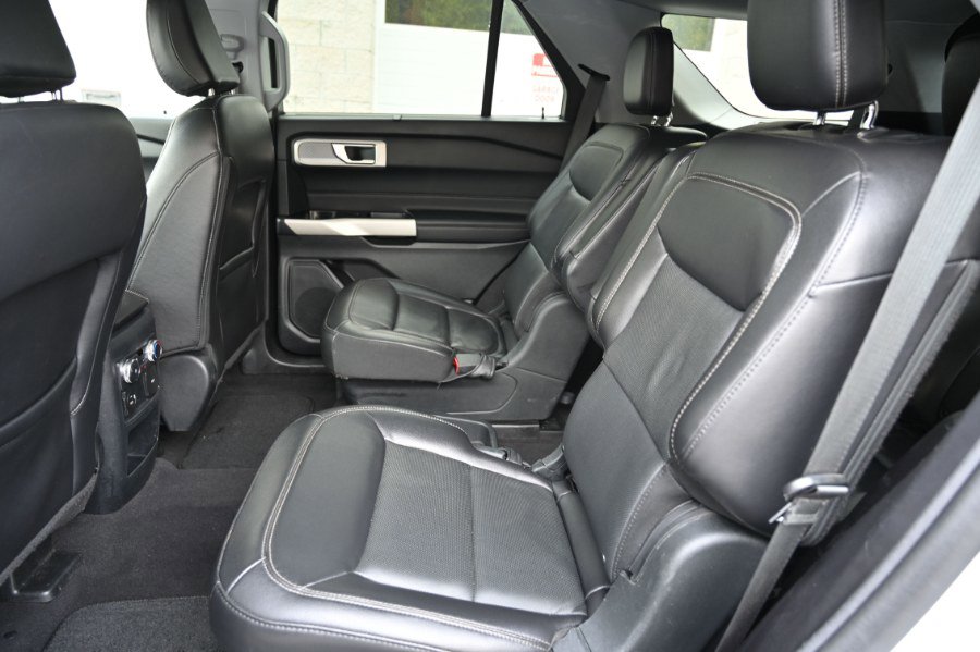 Used 2021 Ford Explorer Limited image 17