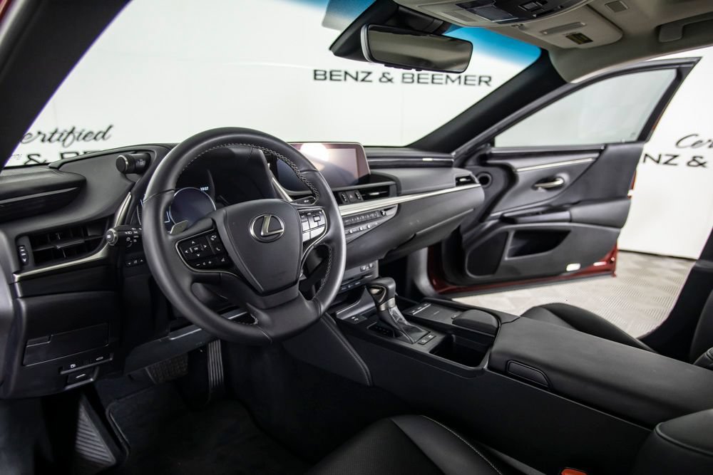 Used 2021 Lexus ES 300h w/ Premium Package FWD image 20