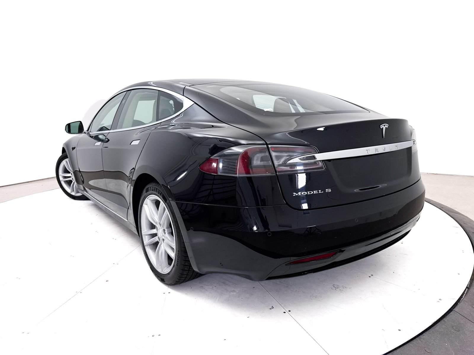 Used 2016 Tesla Model S 75D AWD/4WD image 2
