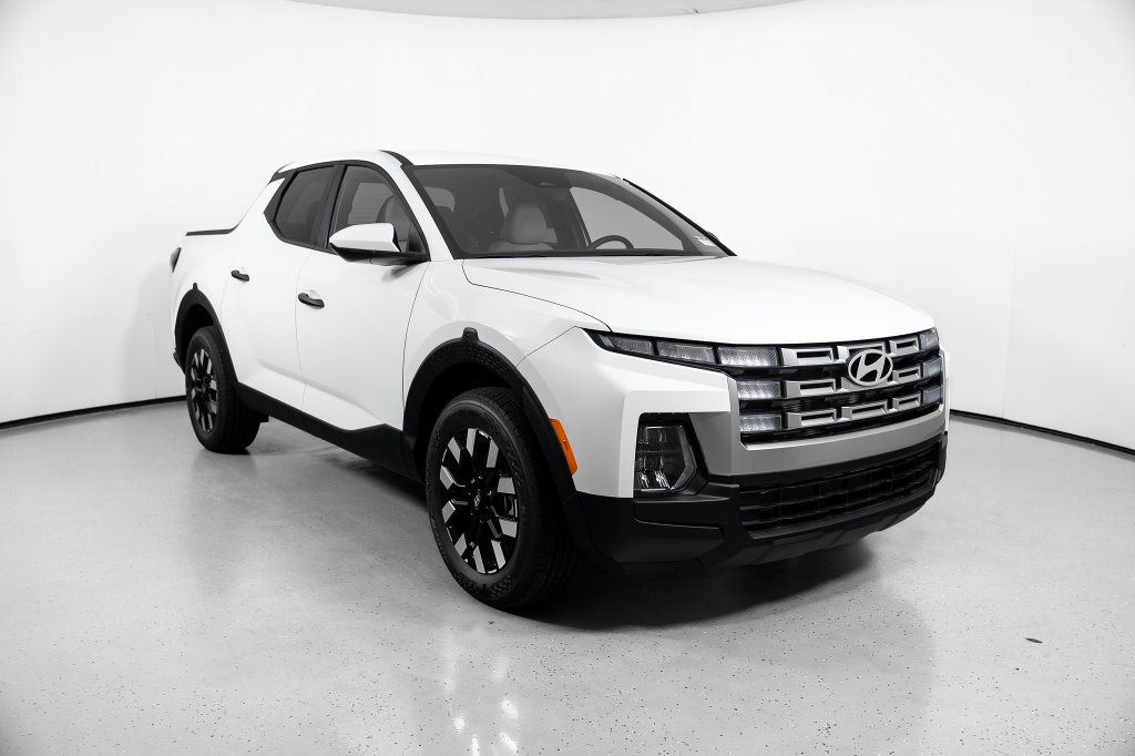 New 2027 Hyundai Santa Cruz SE AWD/4WD image 2