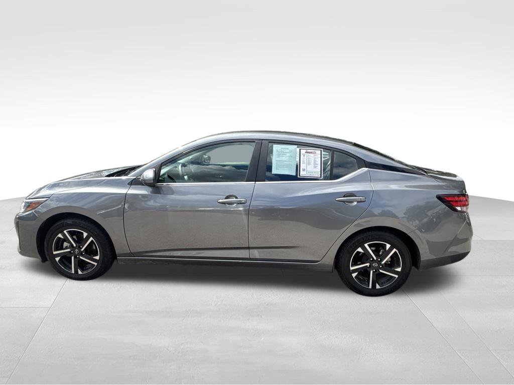 Used 2024 Nissan Sentra SV FWD image 7