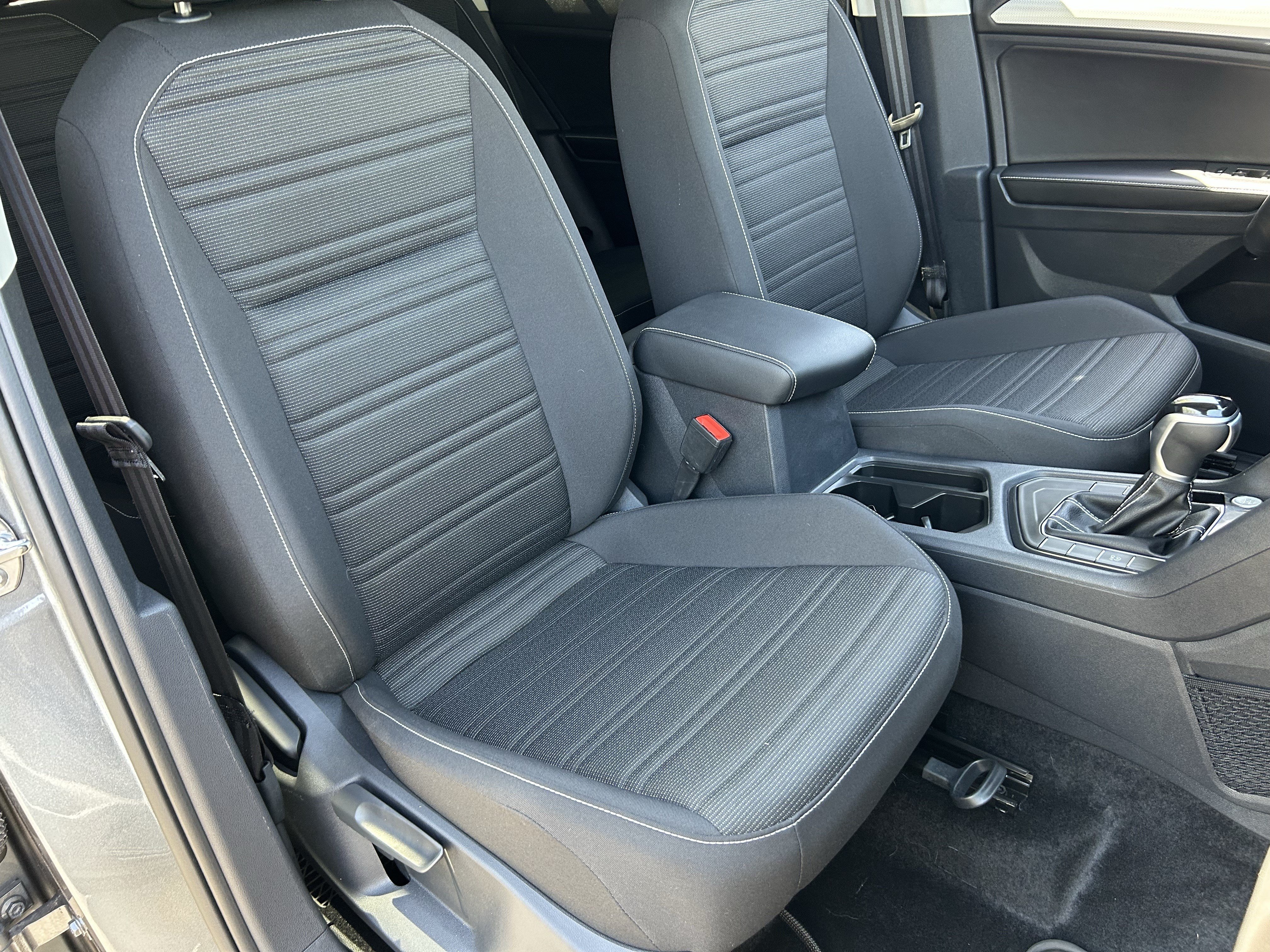 Used 2024 Volkswagen Tiguan S FWD image 8