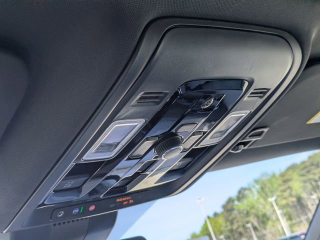 New 2026 Chevrolet Suburban Premier image 25