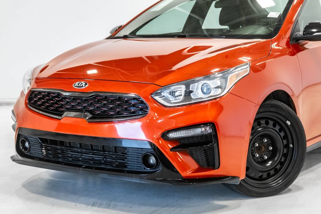 Used 2020 Kia Forte GT-Line w/ GT-Line Premium Package FWD image 2