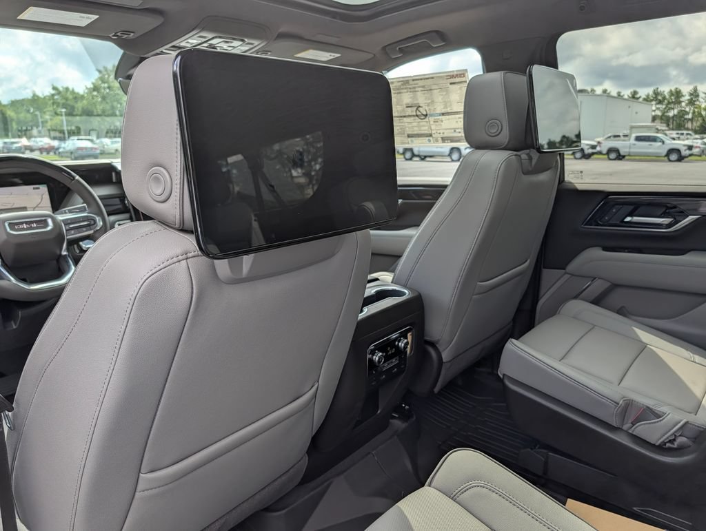 New 2026 GMC Yukon XL Elevation w/ Elevation Premium Package AWD/4WD image 19
