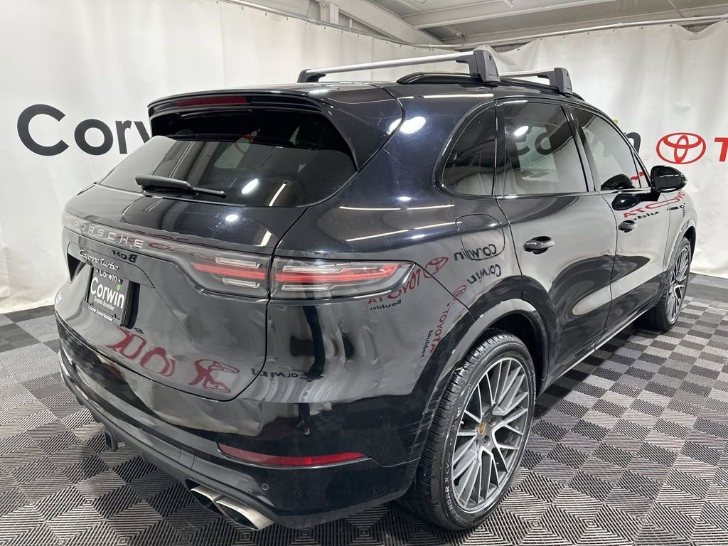 Used 2019 Porsche Cayenne Turbo image 7