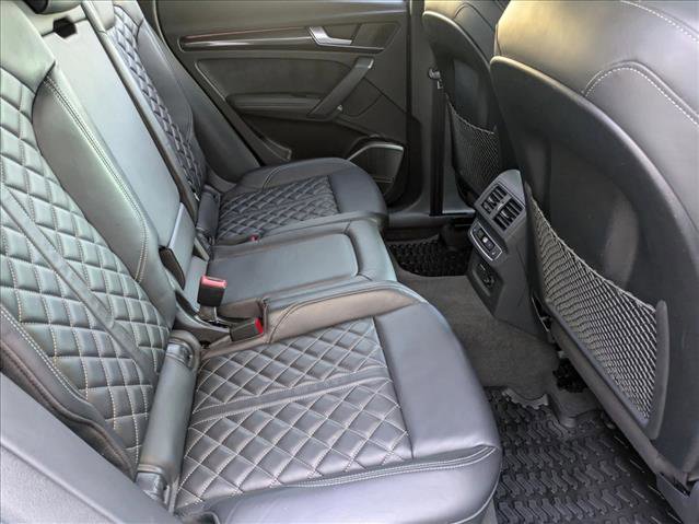 Used 2023 Audi SQ5 Prestige image 19