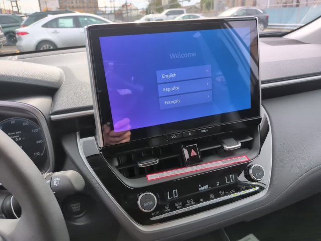 New 2026 Toyota Corolla Cross XLE w/ Convenience Package AWD/4WD image 19
