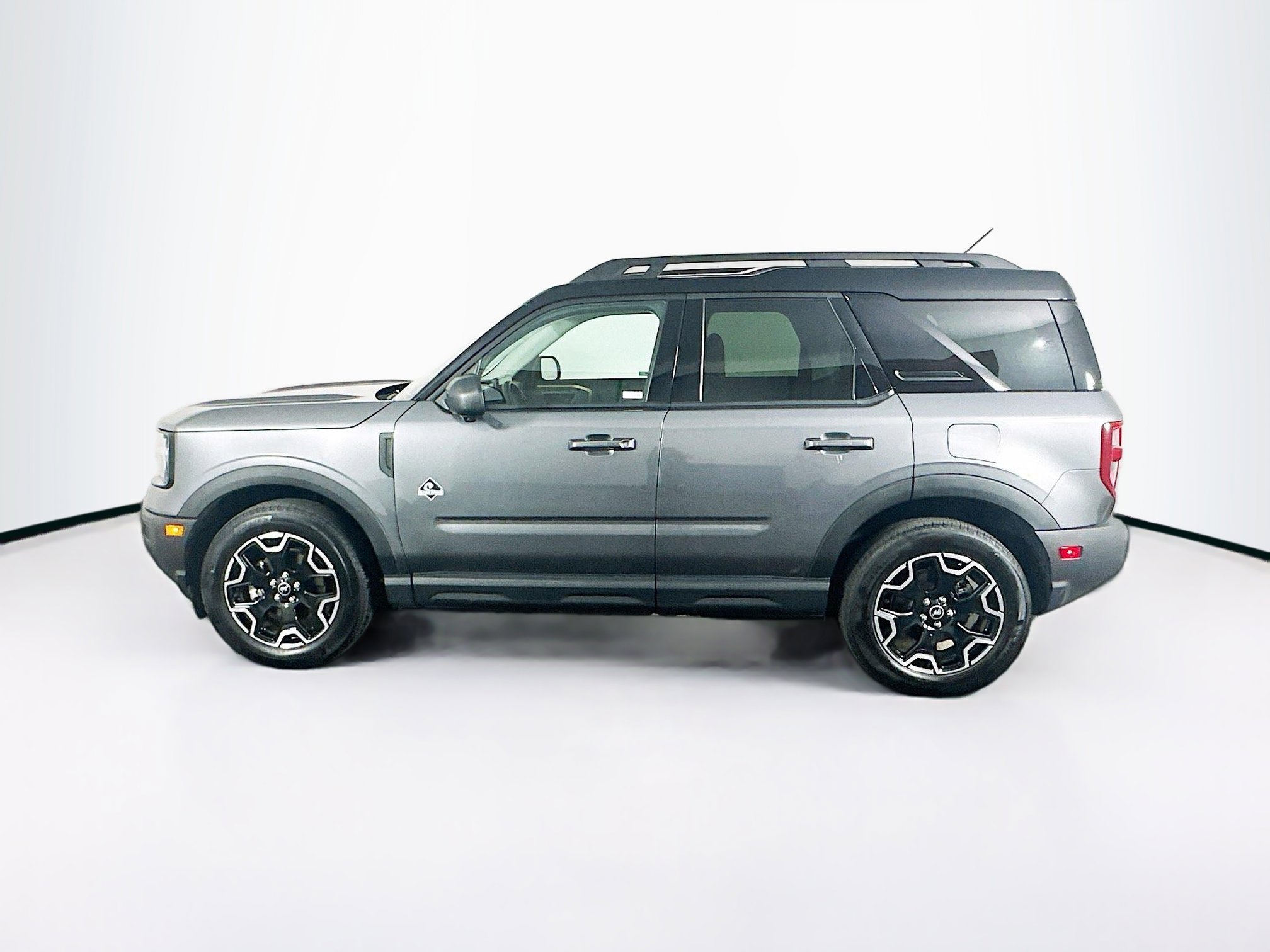 Used 2025 Ford Bronco Sport Outer Banks w/ Outer Banks Tech Package+ AWD/4WD image 4
