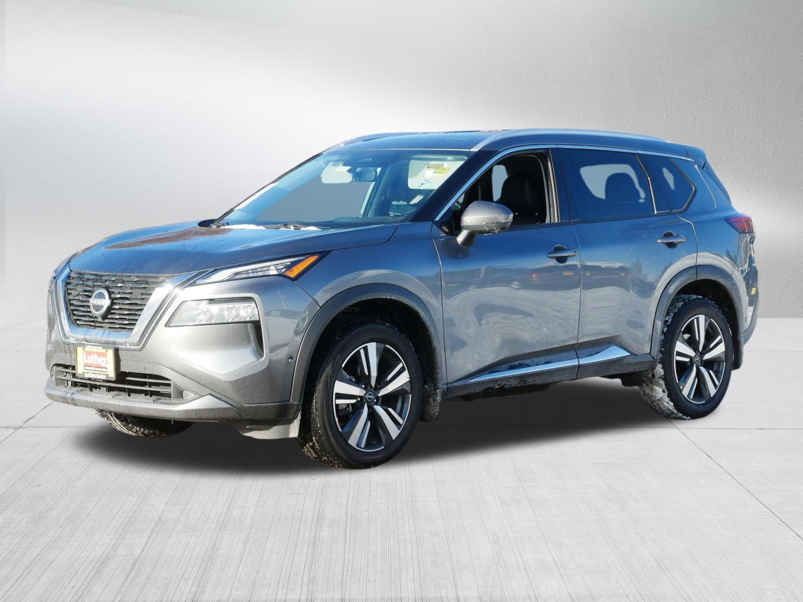 Certified 2022 Nissan Rogue SL w/ SL Premium Package image 3