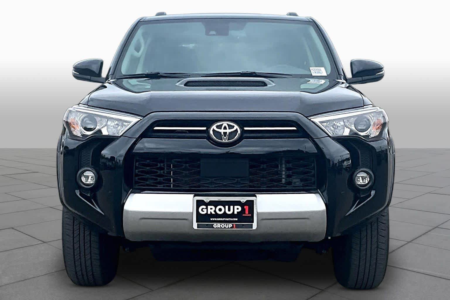 Used 2023 Toyota 4Runner TRD Off-Road Premium w/ Moonroof Package AWD/4WD image 3