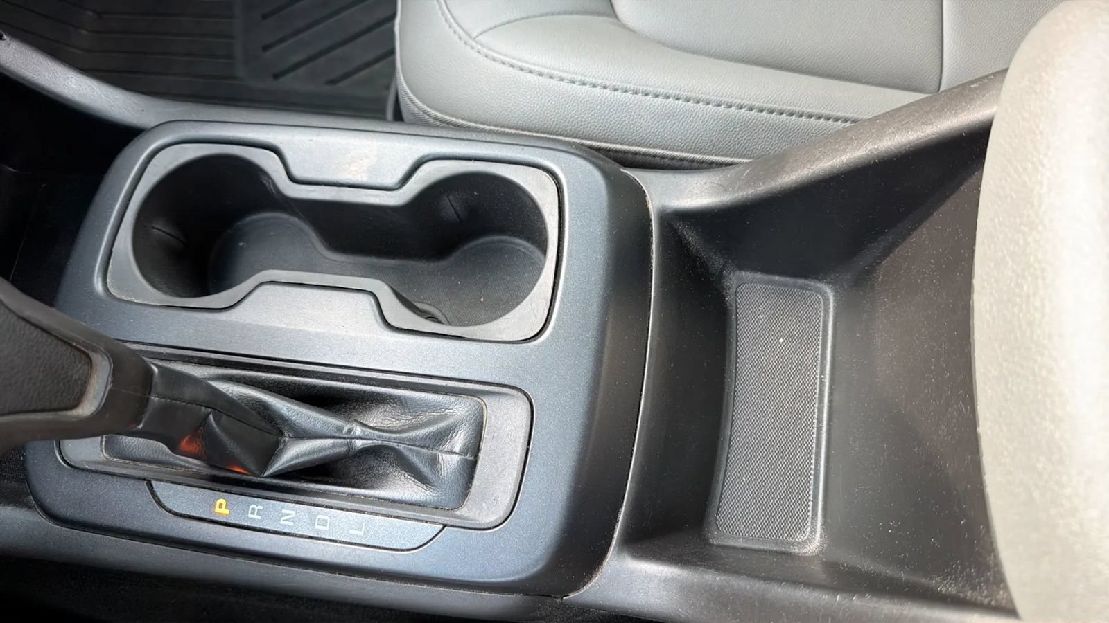 Used 2018 Chevrolet Colorado W/T AWD/4WD image 27