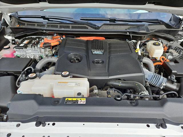 Used 2023 Toyota Sequoia Capstone AWD/4WD image 25