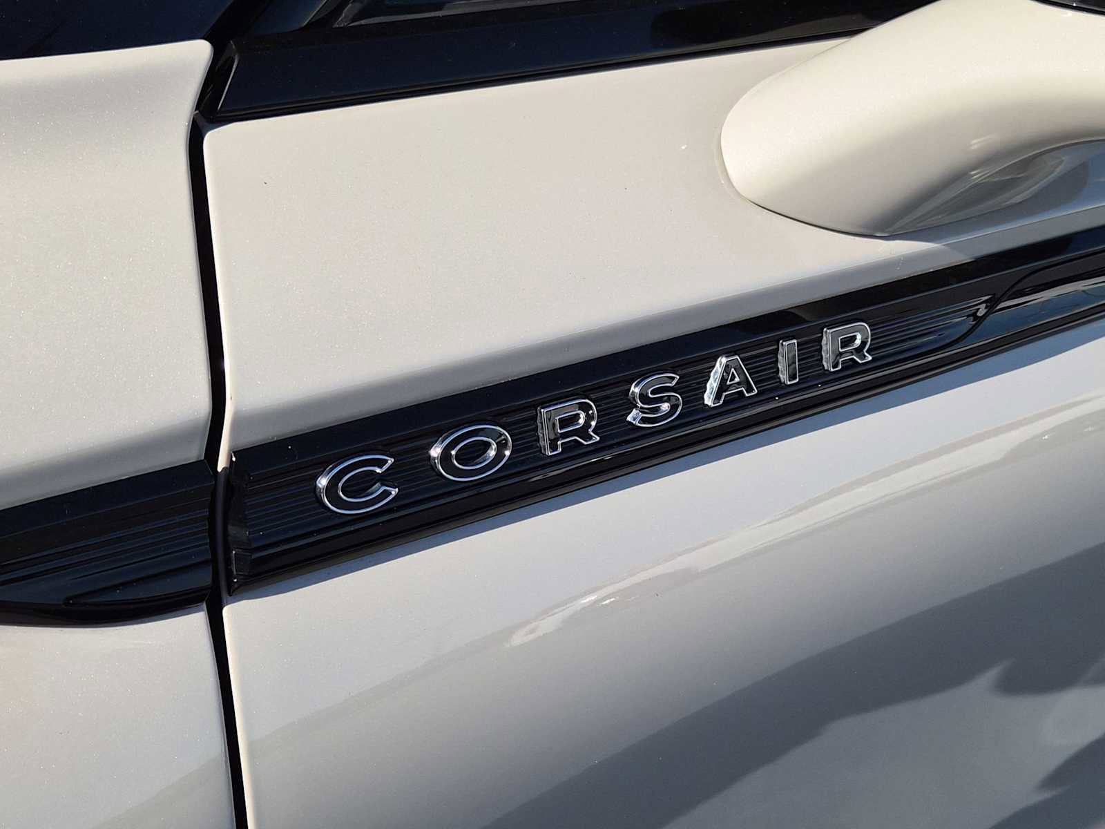 Used 2023 Lincoln Corsair Reserve w/ Jet Appearance Package image 11