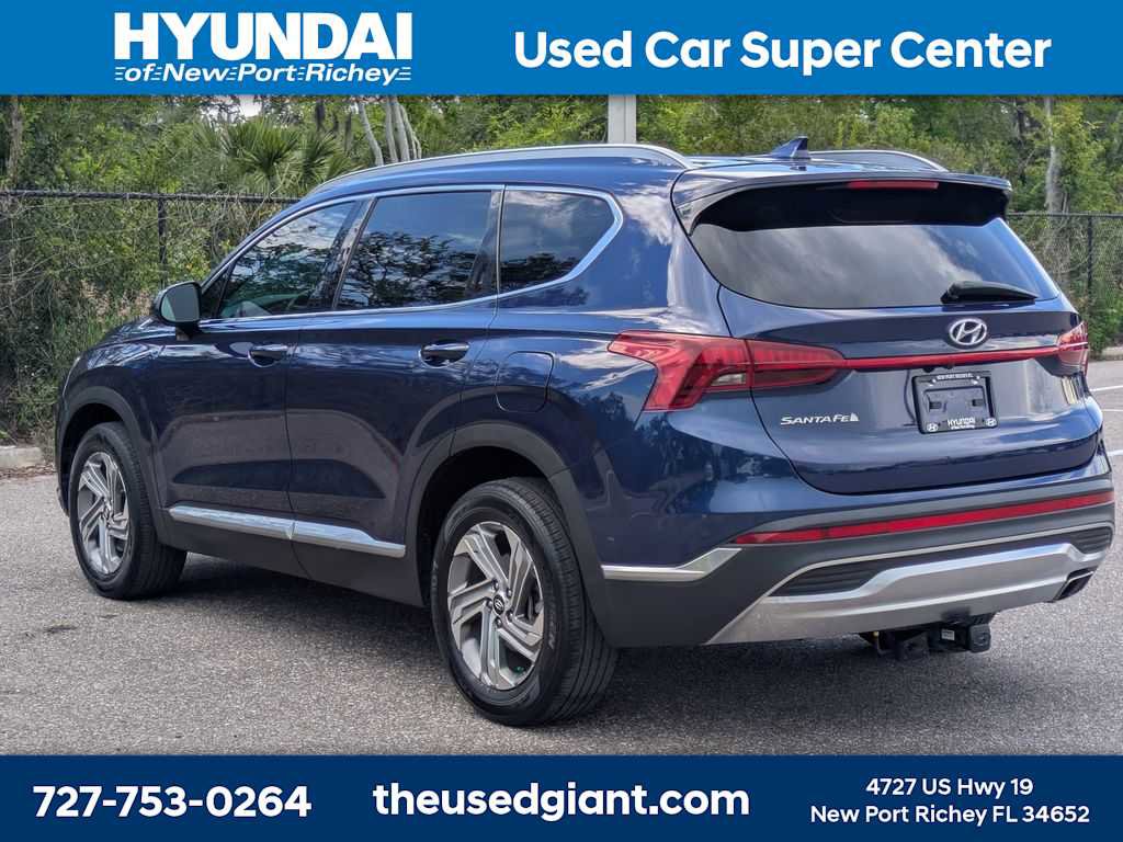 Certified 2022 Hyundai Santa Fe SEL FWD image 3