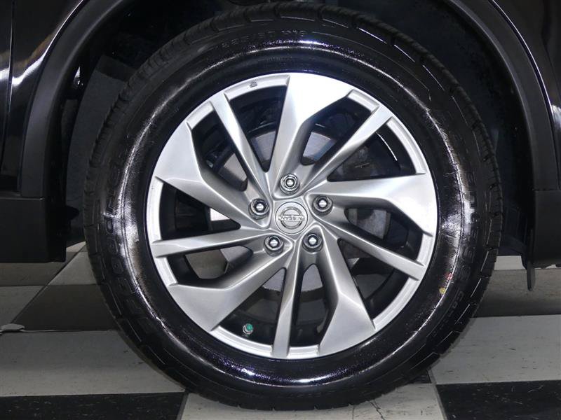 Used 2015 Nissan Rogue SL w/ SL Premium Package AWD/4WD image 33