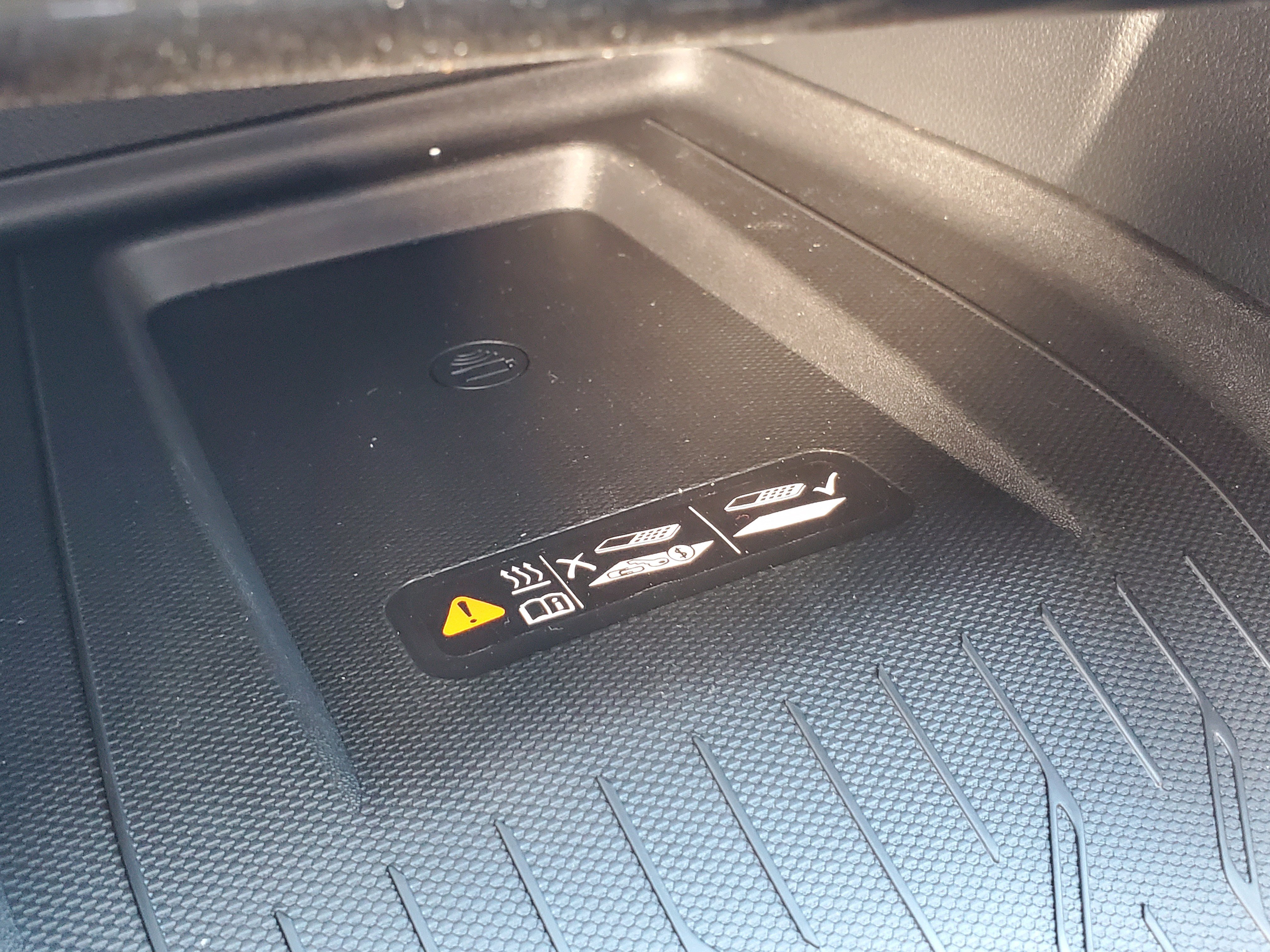 New 2026 Chevrolet Equinox EV LT image 21