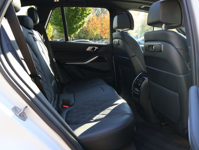 Used 2026 BMW X5 xDrive50e AWD/4WD image 24