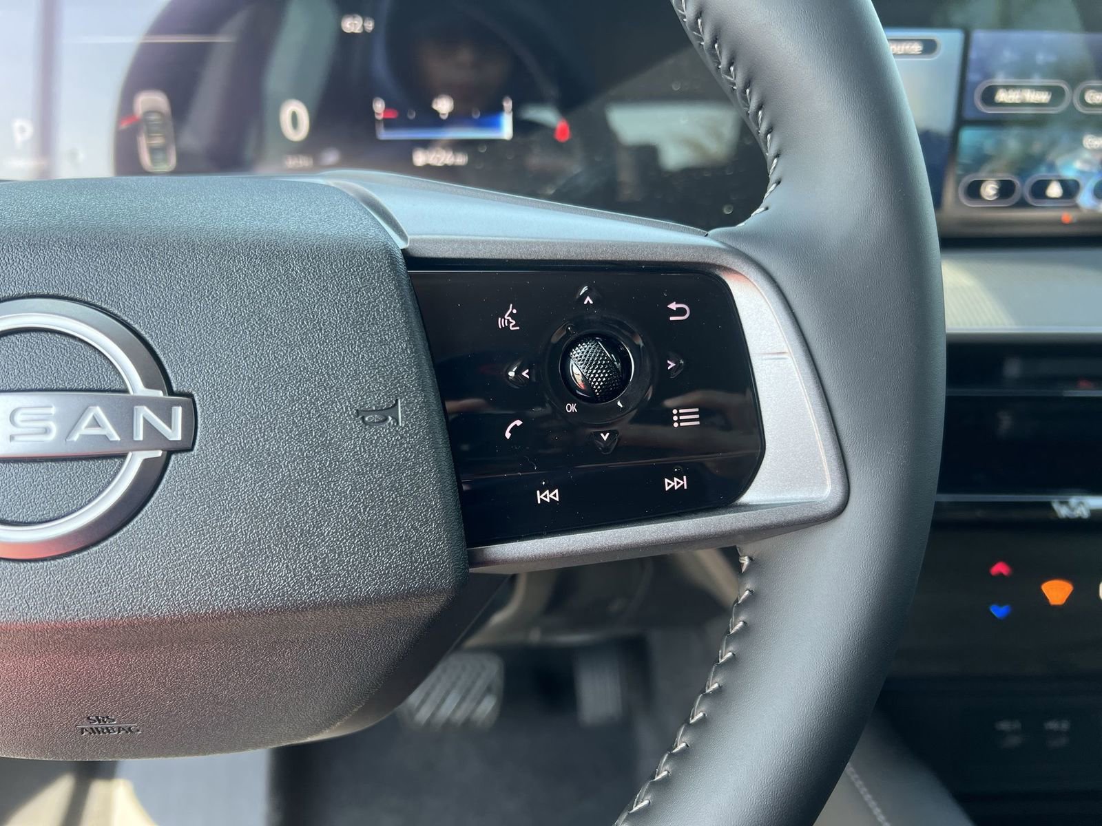 New 2025 Nissan Murano SV image 14