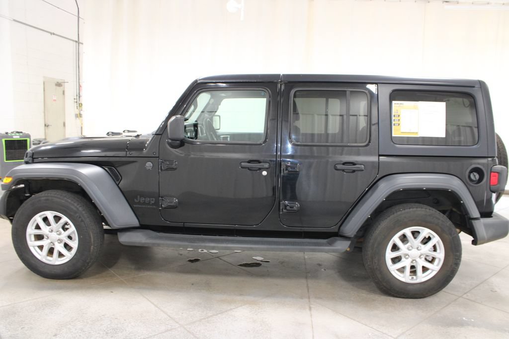 Used 2023 Jeep Wrangler Unlimited Sport AWD/4WD image 6