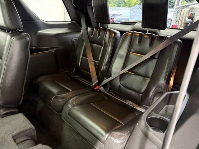 Used 2015 Ford Explorer Limited w/ Equipment Group 302A AWD/4WD image 21