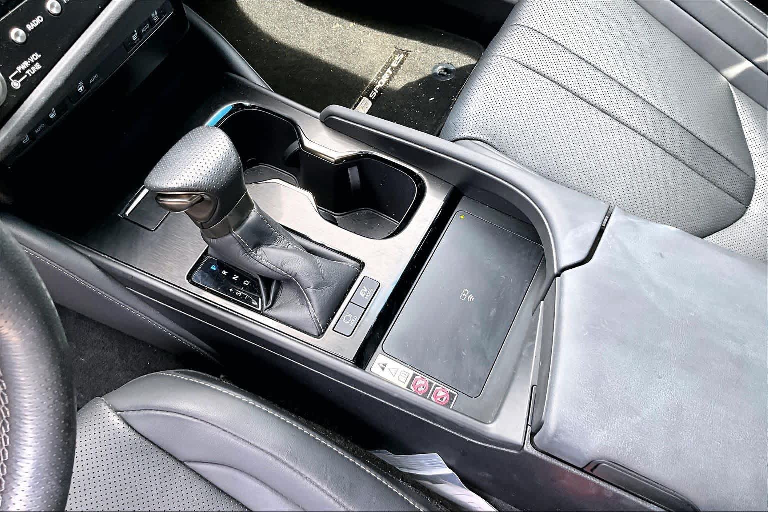 Used 2023 Lexus ES 300h F Sport FWD image 17