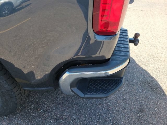 Used 2022 Chevrolet Silverado 1500 LT AWD/4WD image 14