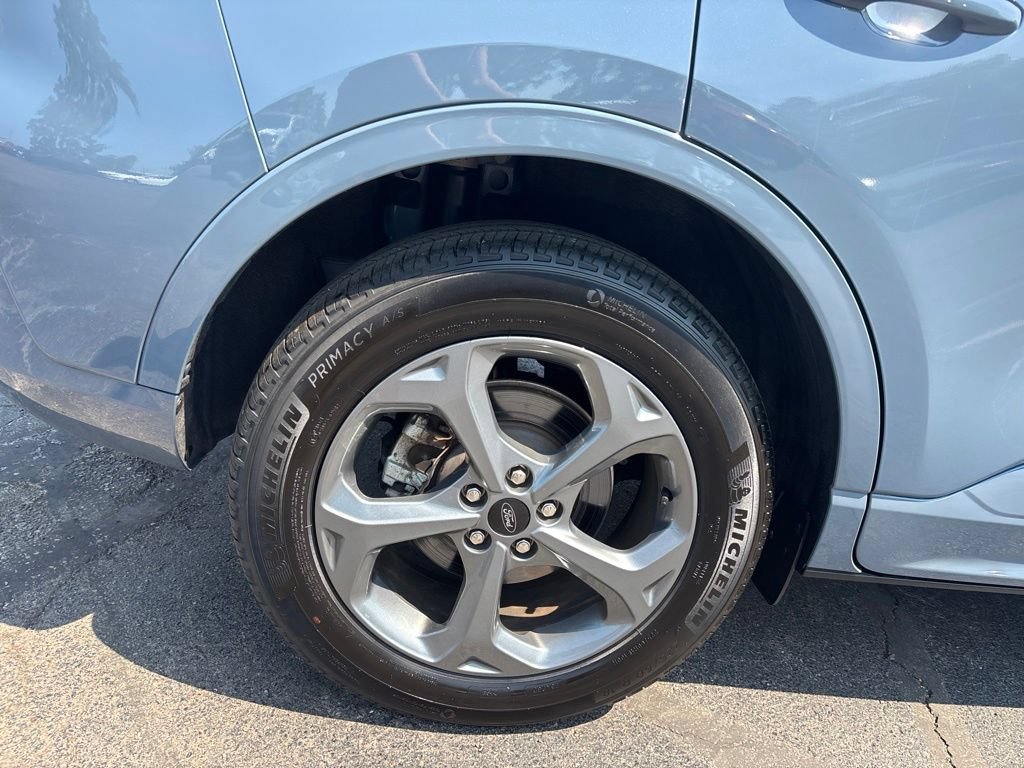 Used 2024 Ford Escape ST-Line w/ Tech Pack #1 AWD/4WD image 11