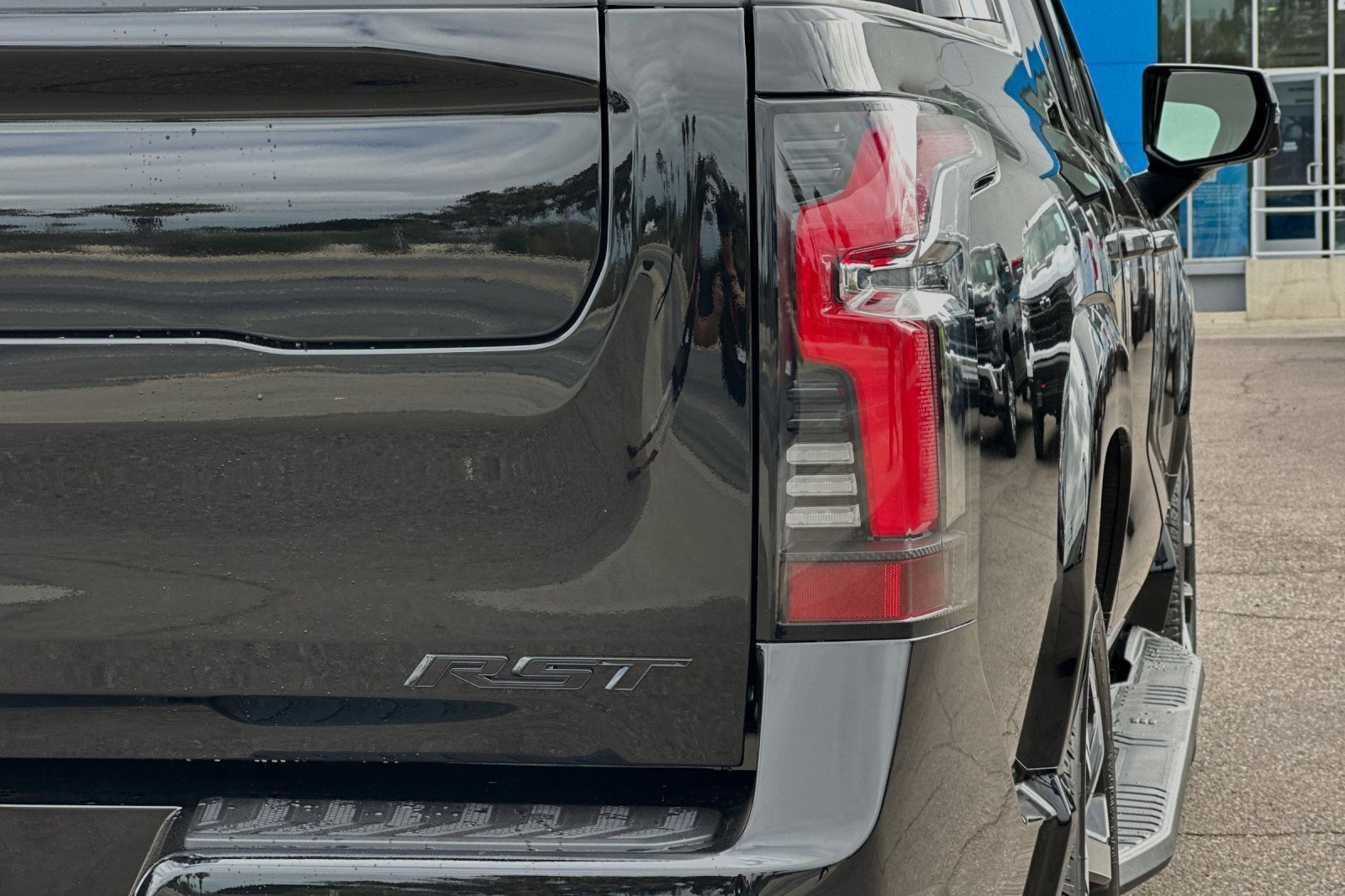New 2024 Chevrolet Silverado EV RST image 21