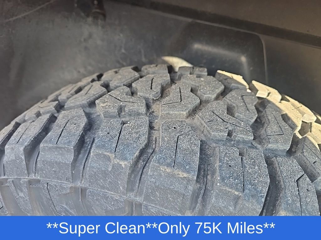 Used 2020 RAM 1500 Classic SLT image 9