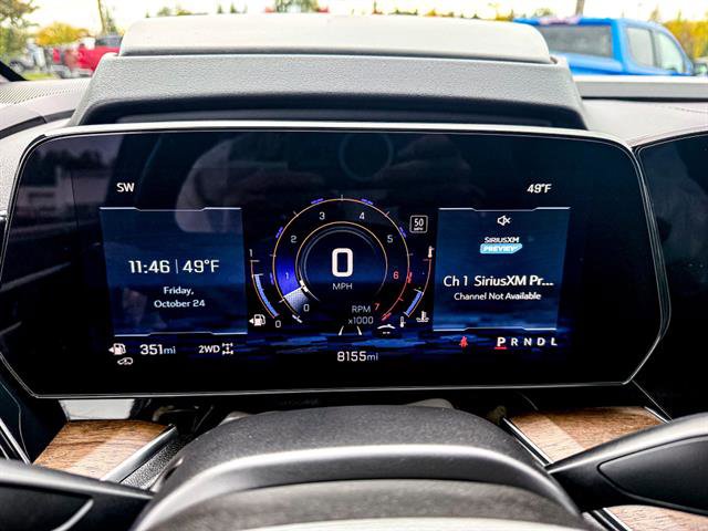 Used 2025 Chevrolet Suburban High Country AWD/4WD image 59