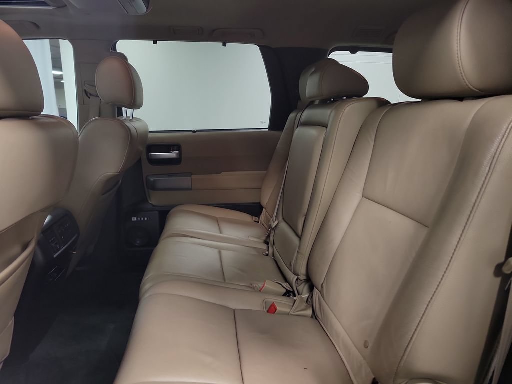 Used 2016 Toyota Sequoia Limited w/ Safety & Convenience Package AWD/4WD image 28