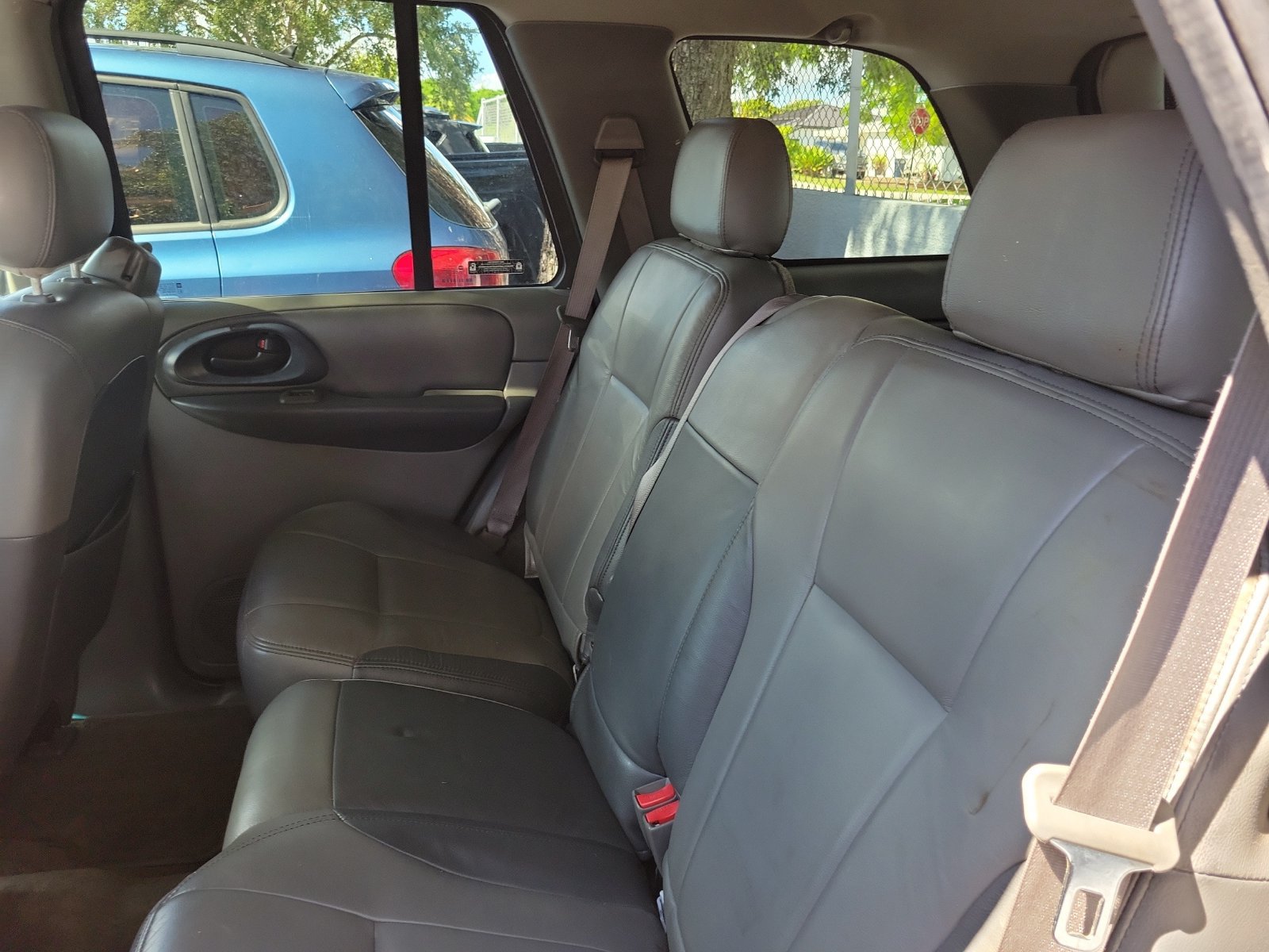 Used 2002 Chevrolet TrailBlazer LTZ RWD image 10
