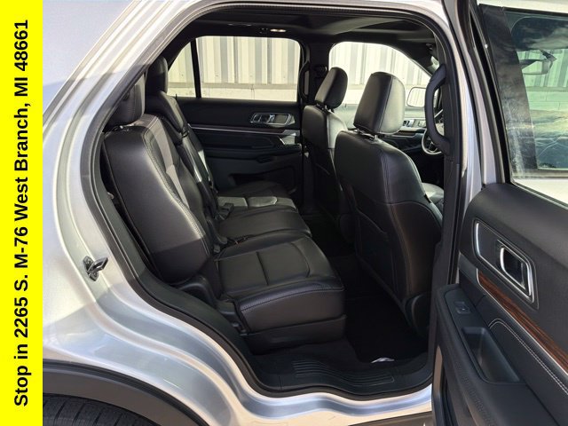 Used 2019 Ford Explorer Limited w/ Class III Trailer Tow Package AWD/4WD image 30
