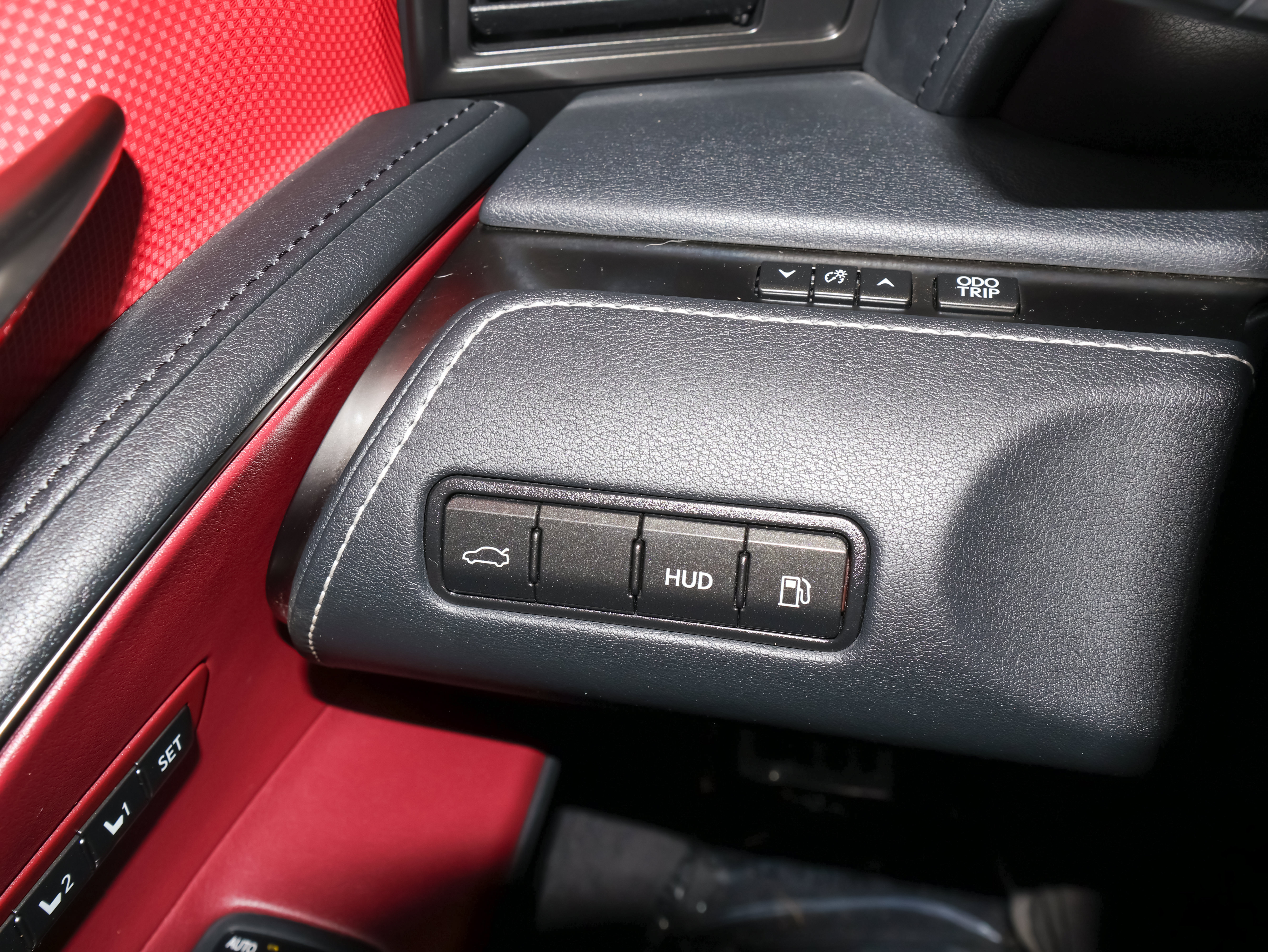 Used 2021 Lexus LC 500 Convertible w/ Touring Package RWD image 36