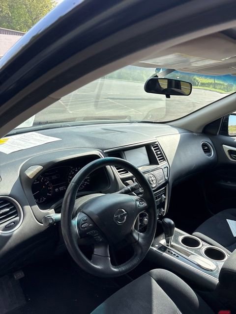 Used 2013 Nissan Pathfinder SV image 13