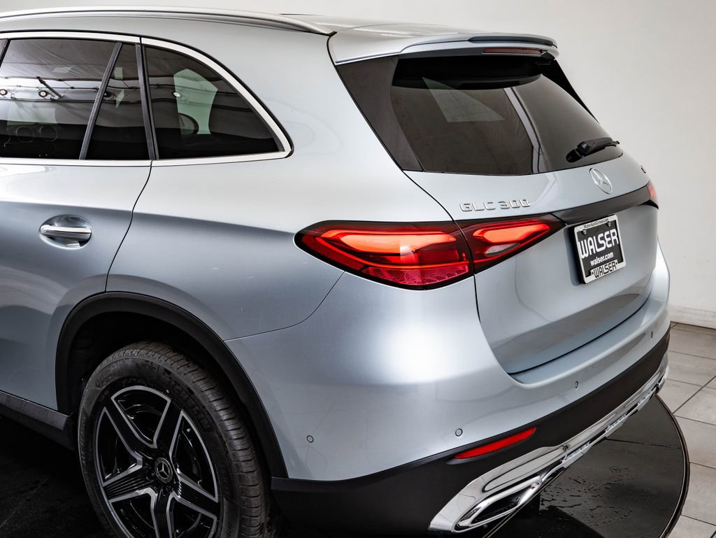 New 2026 Mercedes-Benz GLC 300 4MATIC image 19