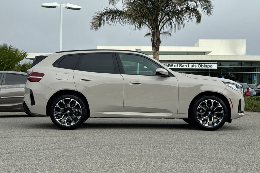 New 2026 BMW X3 xDrive30i w/ Premium Package AWD/4WD image 2