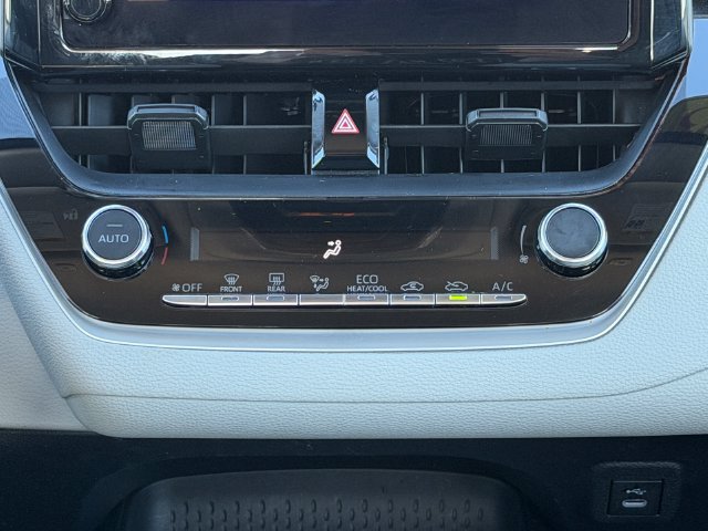 Certified 2025 Toyota Corolla LE FWD image 23