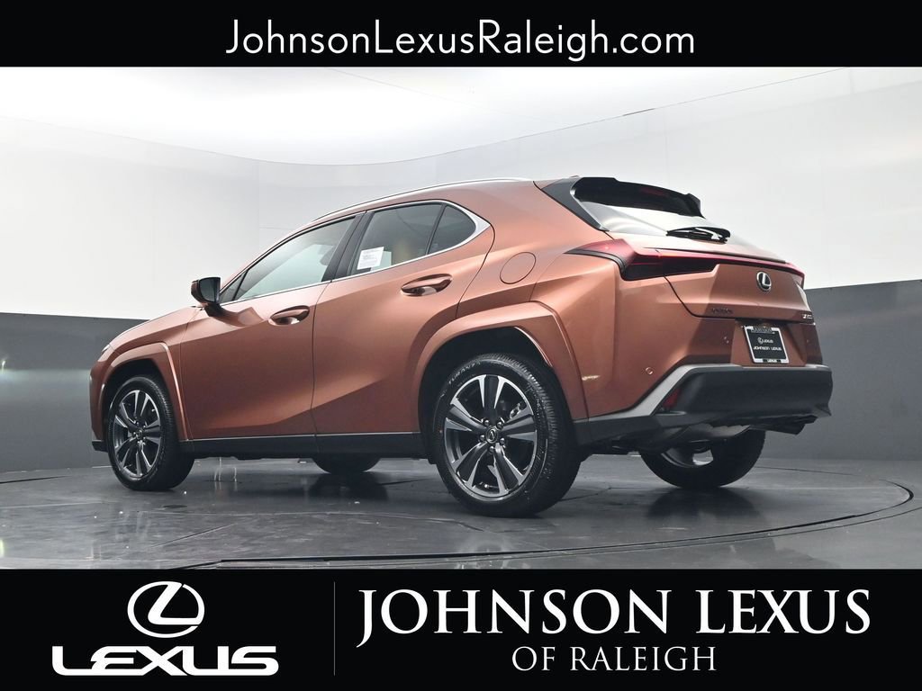 New 2026 Lexus UX 300h FWD image 17